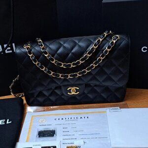 CHANEL BLACK CAVIAR Jumbo Double Flap Bag Authentic